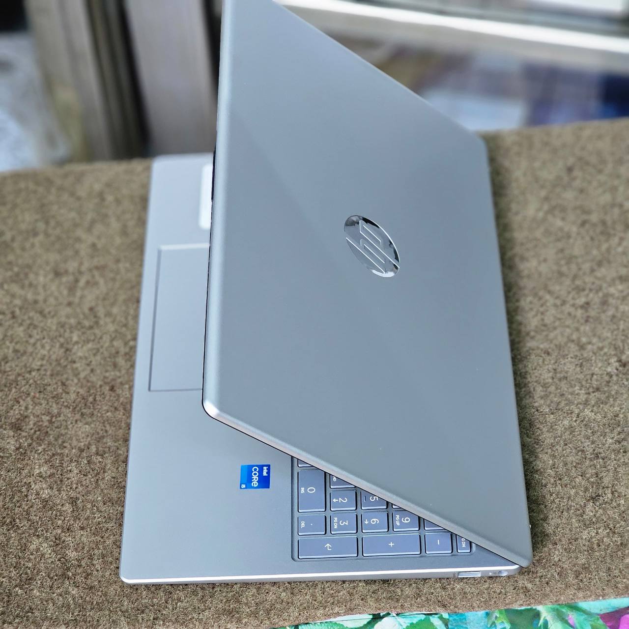 HP LAPTOP 15 CORE I5 2