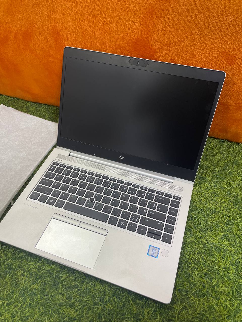 HP ELITEBOOK 840 G6 core i5 2
